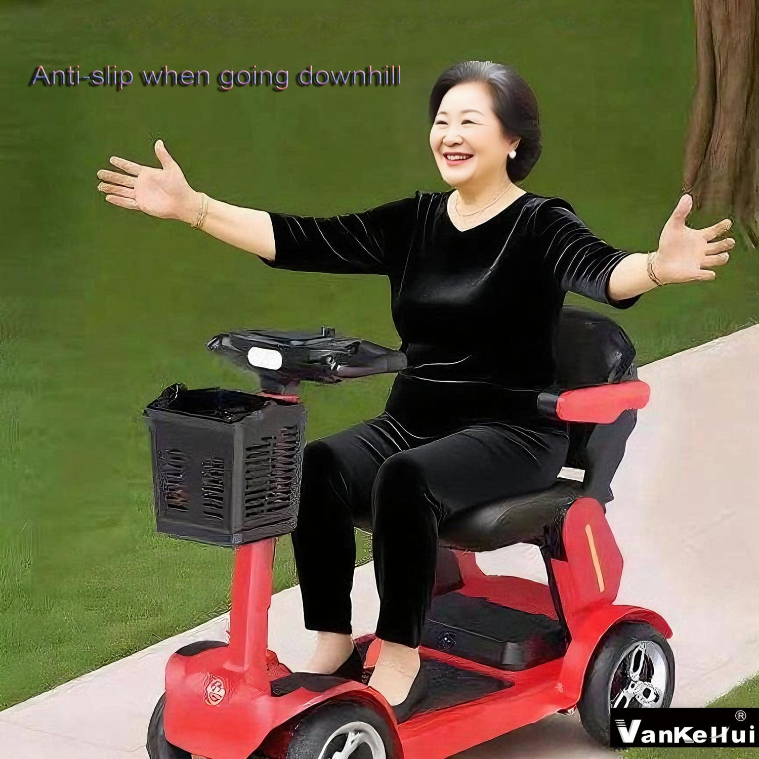 Four-wheel electric vehicle for the elderly