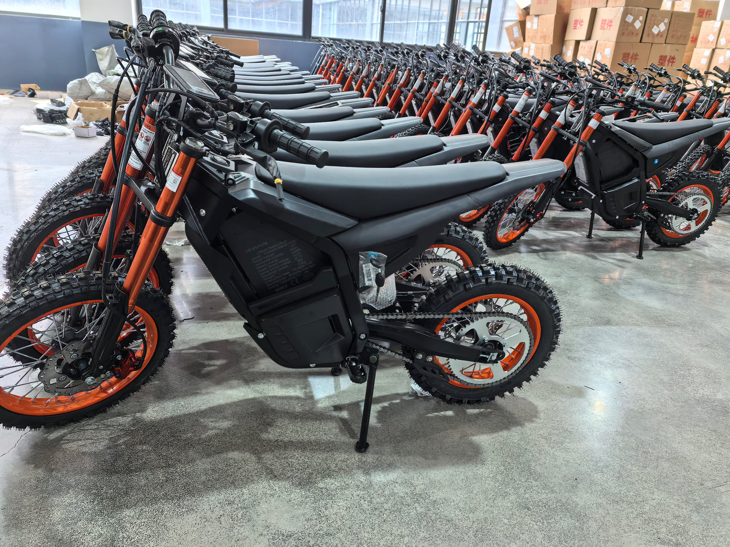 VankeHui，two-wheel electric motorcycles, 72V 6000W 25AH，Electric mobility scooter, unisex electric vehicle, long range, front and rear oil disc brakes